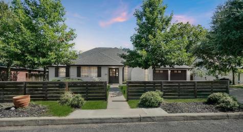 803 N Bowie Fredericksburg TX 78624