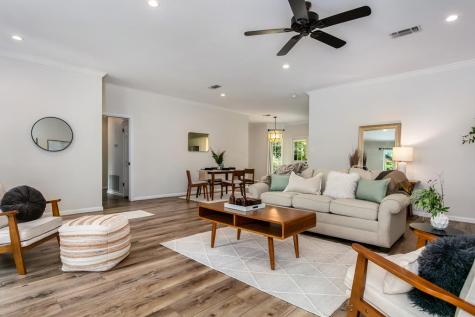 803 N Bowie Fredericksburg TX 78624