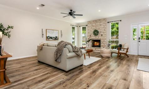 803 N Bowie Fredericksburg TX 78624