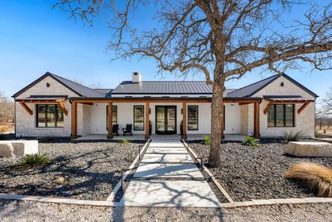 415 Mystic Oaks Trail Fredericksburg TX 78624