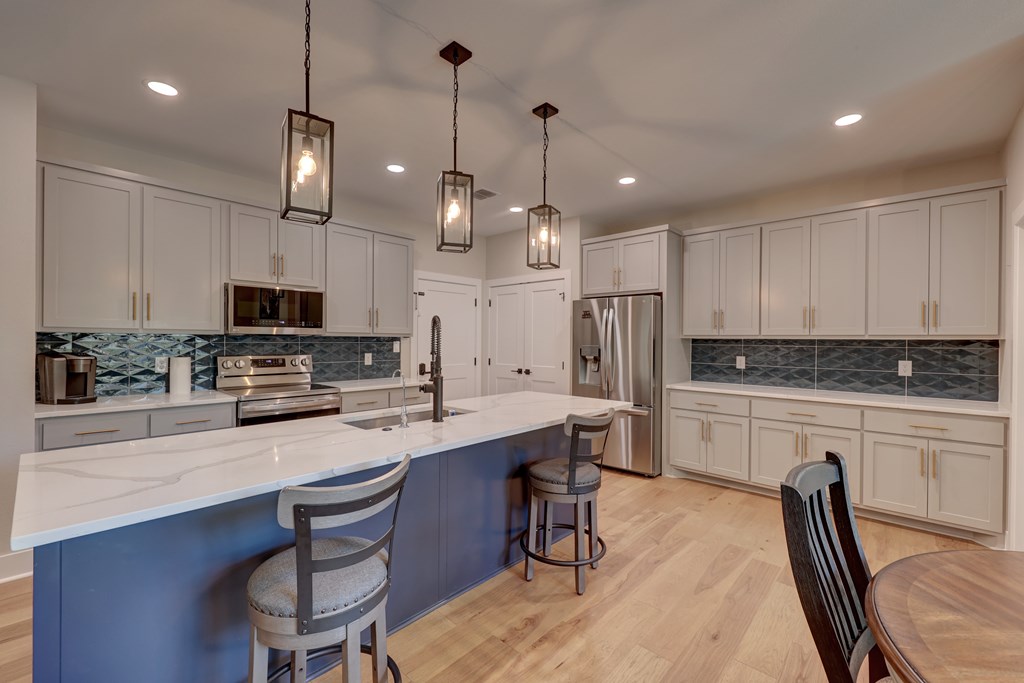 1808 N Chateau Lane Kerrville TX 78028