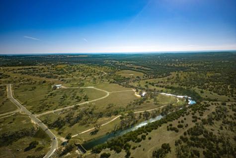 170 Goose Landing Way Harper TX 78631