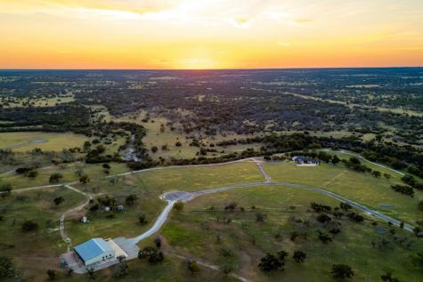 170 Goose Landing Way Harper TX 78631