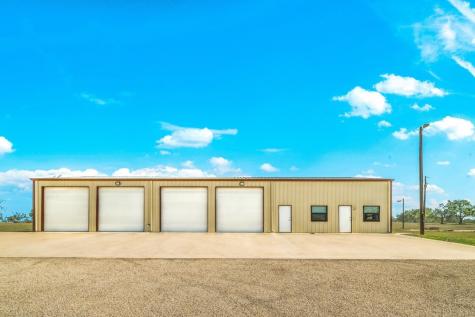 170 Goose Landing Way Harper TX 78631