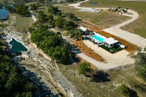 170 Goose Landing Way Harper TX 78631