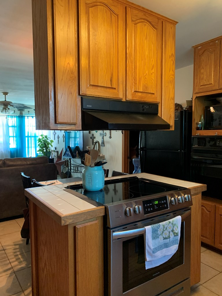 904 Carey Avenue Brady TX 76825
