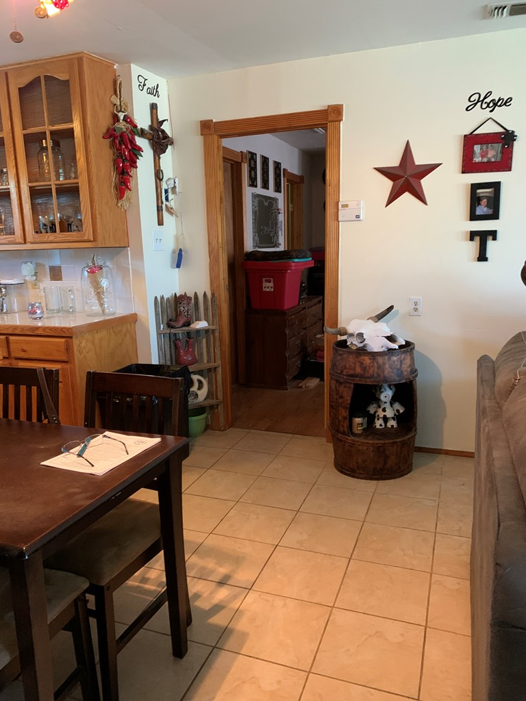904 Carey Avenue Brady TX 76825