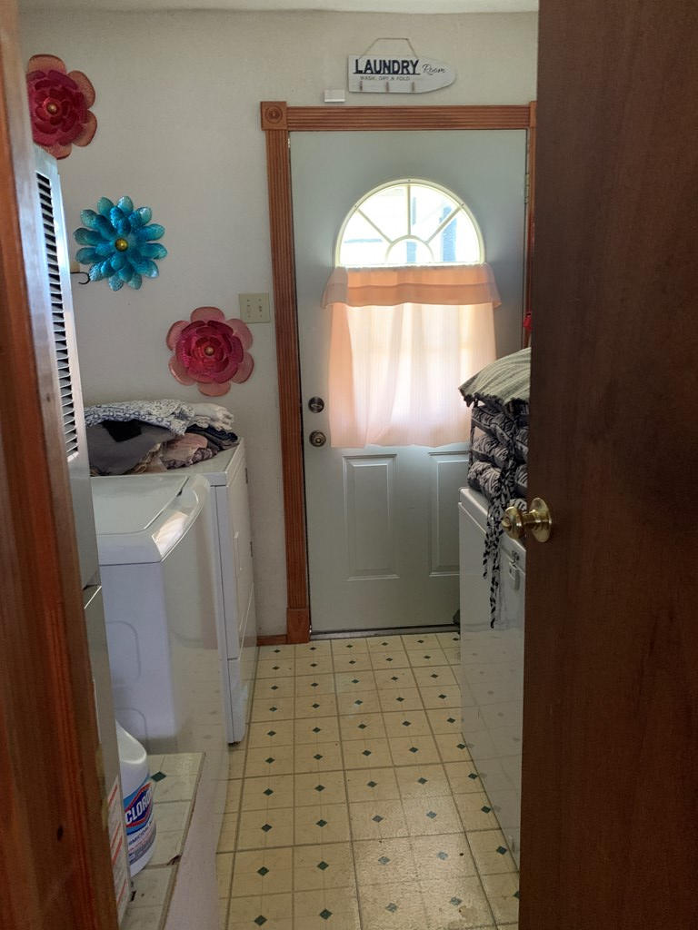 904 Carey Avenue Brady TX 76825