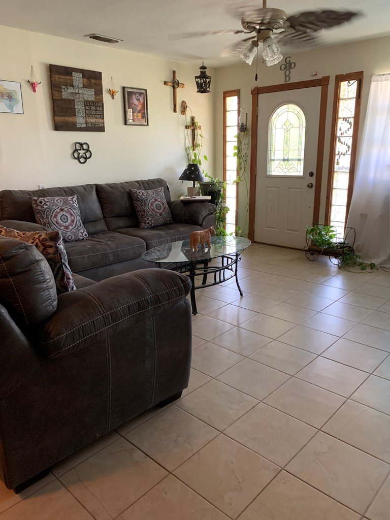 904 Carey Avenue Brady TX 76825
