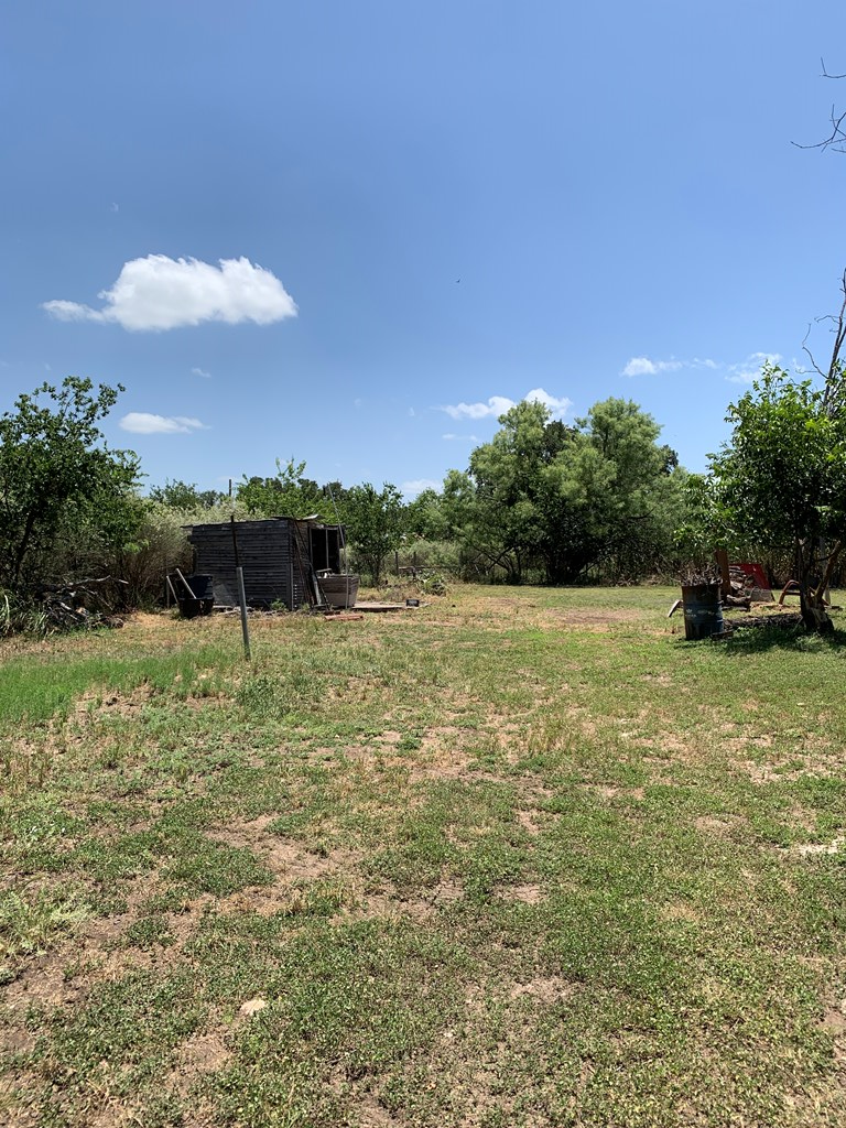 904 Carey Avenue Brady TX 76825