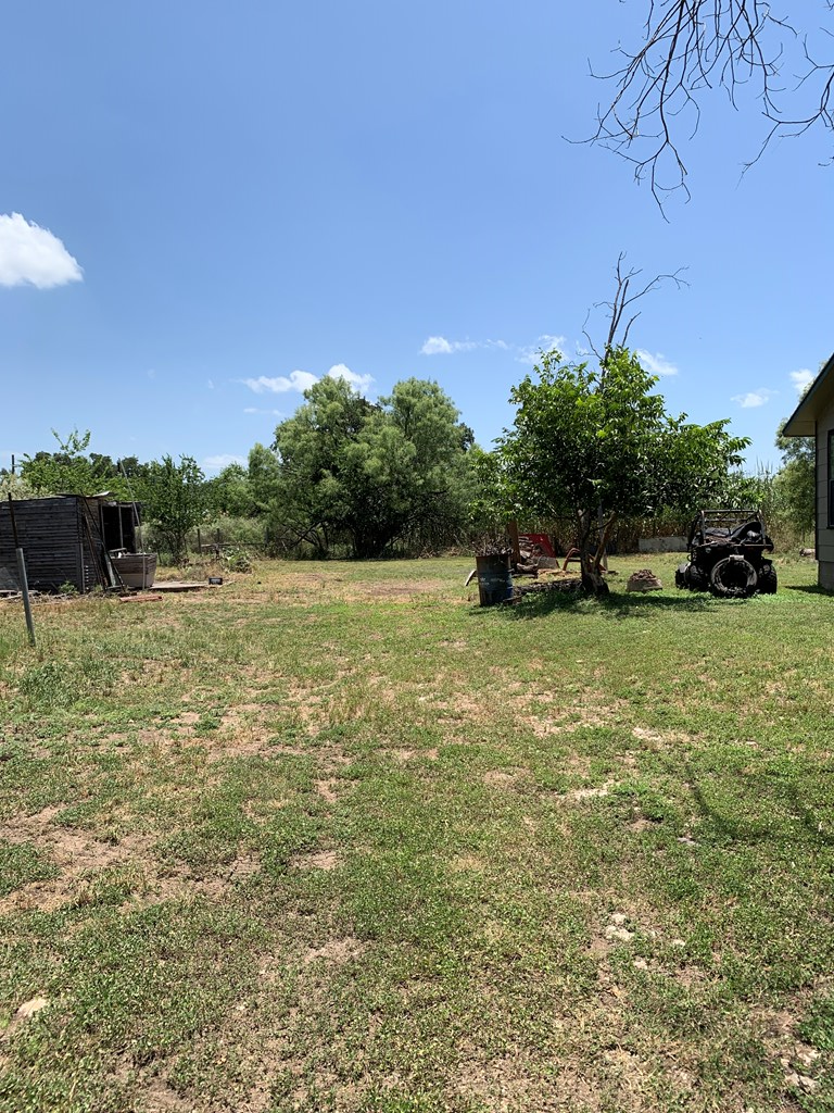 904 Carey Avenue Brady TX 76825