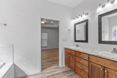 143 Stonewood Fredericksburg TX 78624