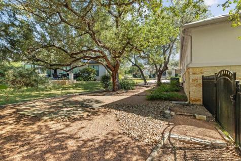 143 Stonewood Fredericksburg TX 78624