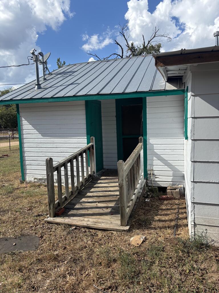 624 N Spring Street Mason TX 76856