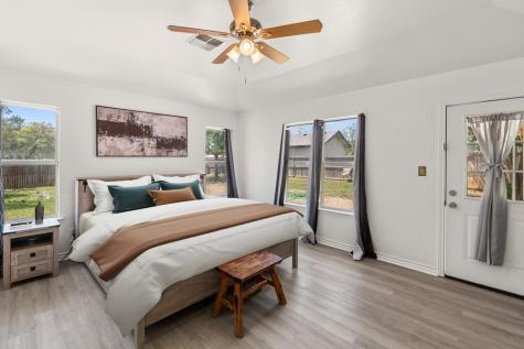 200 Red Oak Lane Ingram TX 78025