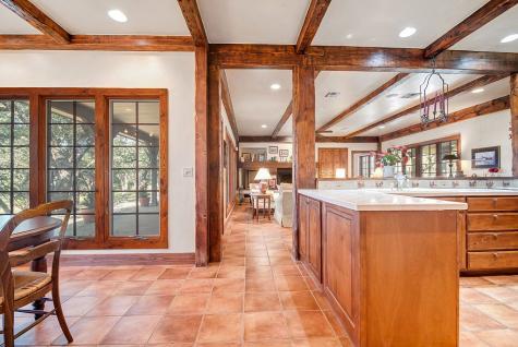815 Oxen Trail Fredericksburg TX 78624