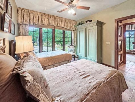 815 Oxen Trail Fredericksburg TX 78624
