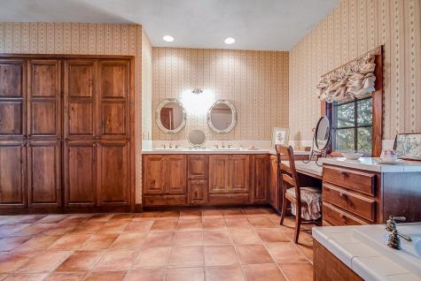 815 Oxen Trail Fredericksburg TX 78624