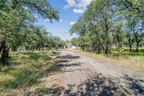 815 Oxen Trail Fredericksburg TX 78624