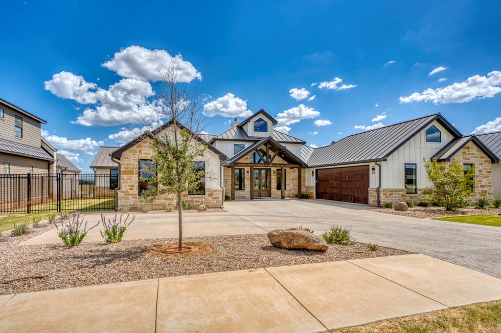 211 Interlaken Street Fredericksburg TX 78624
