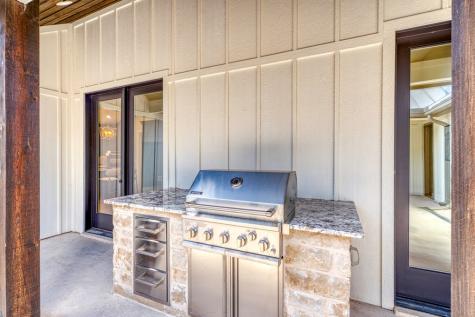 211 Interlaken Street Fredericksburg TX 78624