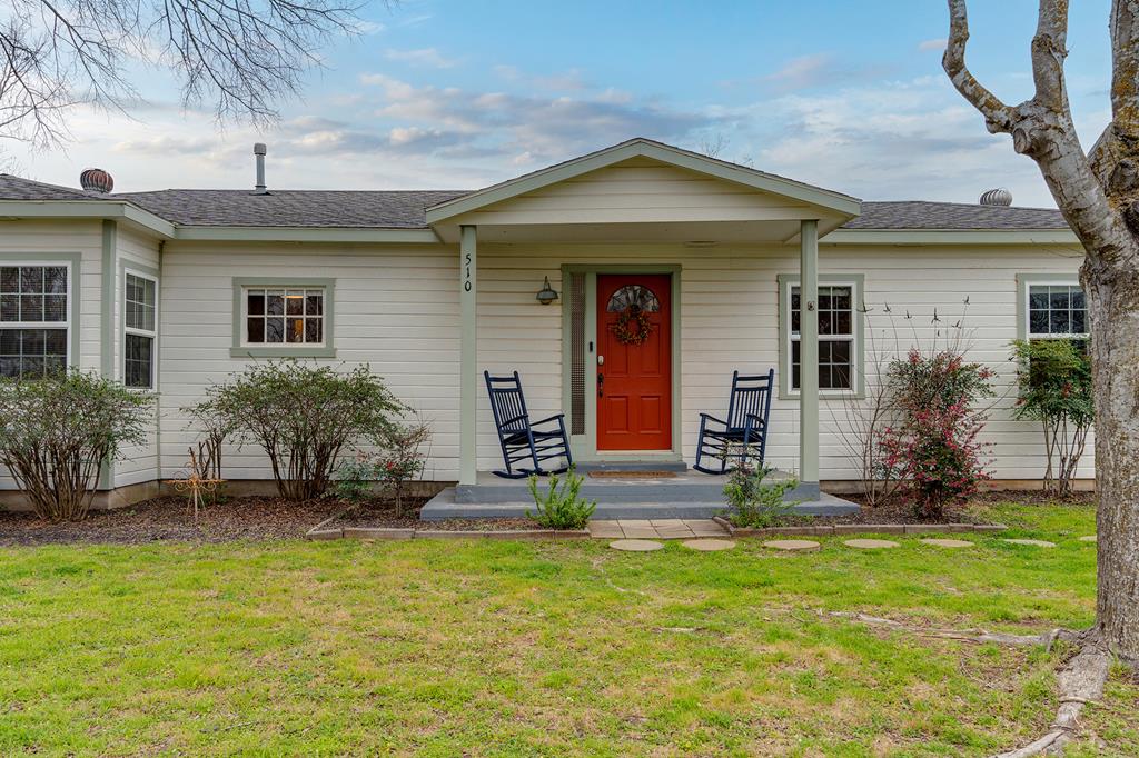 510 S Olive Street Fredericksburg TX 78624