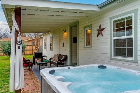 510 S Olive Street Fredericksburg TX 78624