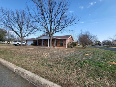 1401 N Orange Street Fredericksburg TX 78624