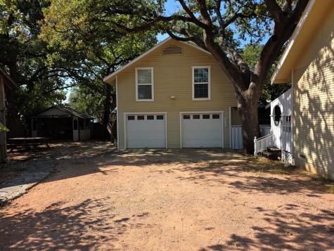 109 W Travis Street Fredericksburg TX 78624