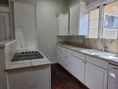 109 W Travis Street Fredericksburg TX 78624
