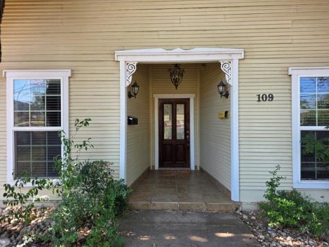 109 W Travis Street Fredericksburg TX 78624