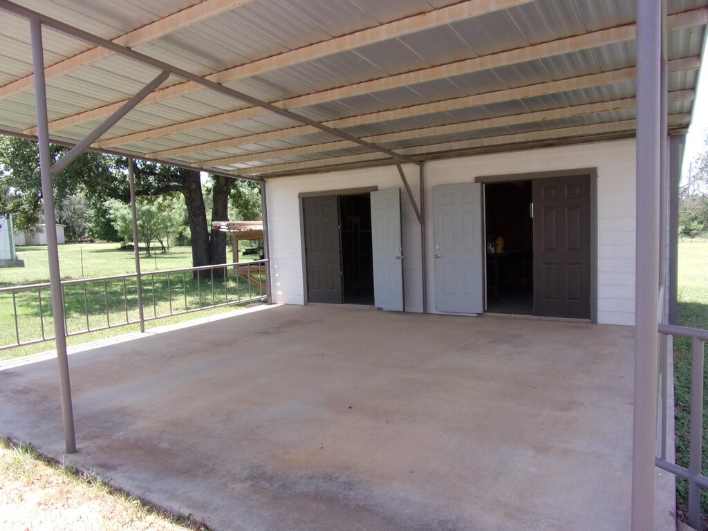 179 S Two Friends Trail Johnson City TX 78636