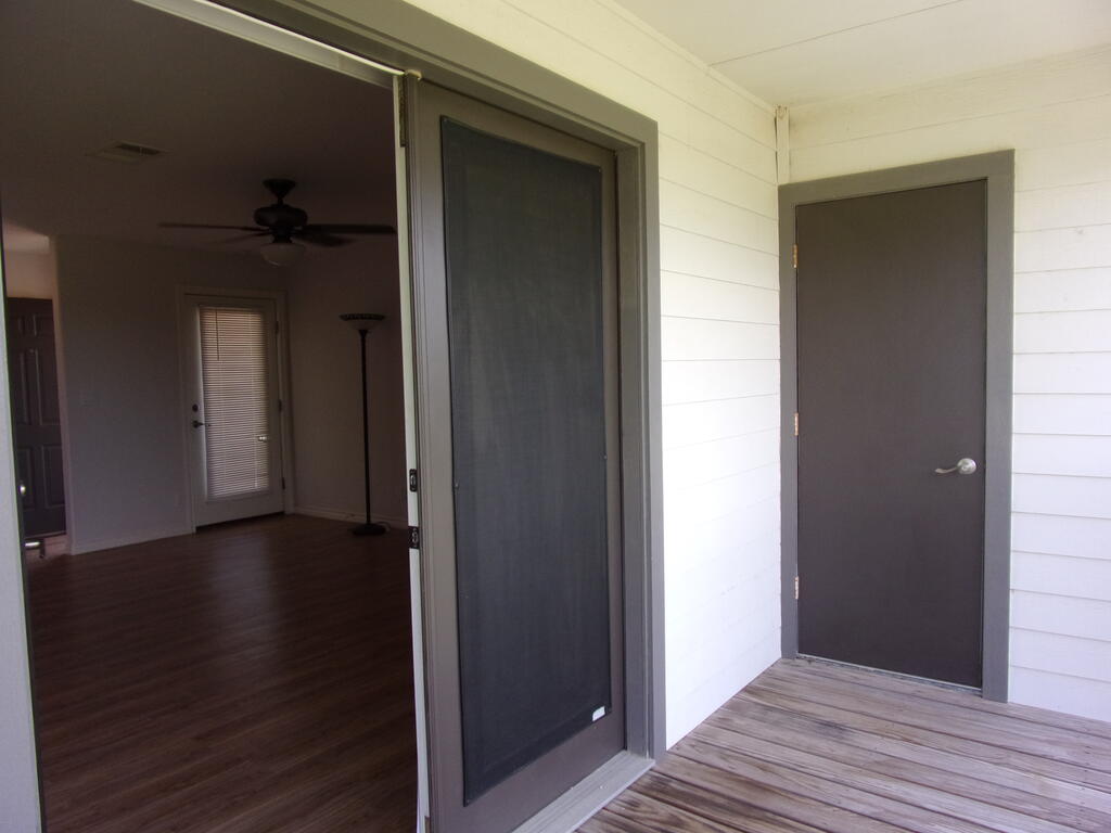 179 S Two Friends Trail Johnson City TX 78636
