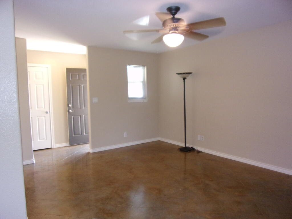 179 S Two Friends Trail Johnson City TX 78636