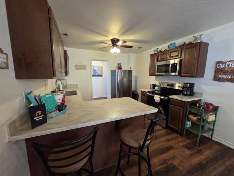 1006 E Highway Street Fredericksburg TX 78624