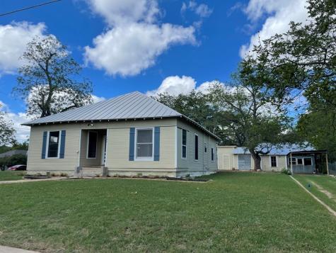 422 S Orange Street Fredericksburg TX 78624