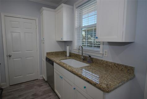 7000 Seawall Boulevard 624 Galveston TX 77551