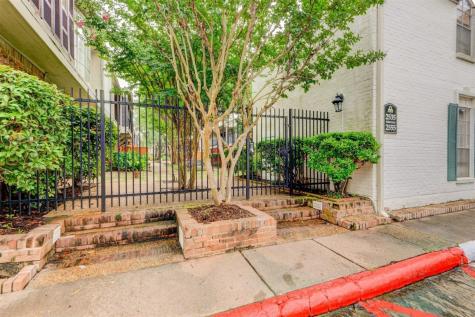2555 Marilee Lane 4 Houston TX 77057