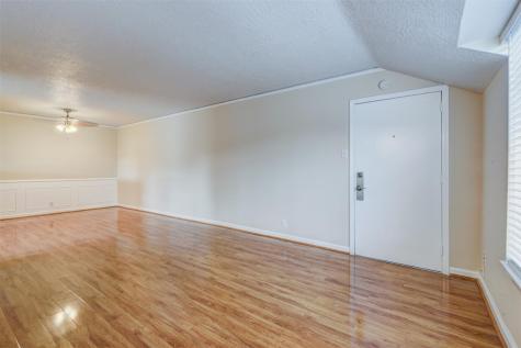 2555 Marilee Lane 4 Houston TX 77057