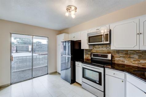 2555 Marilee Lane 4 Houston TX 77057