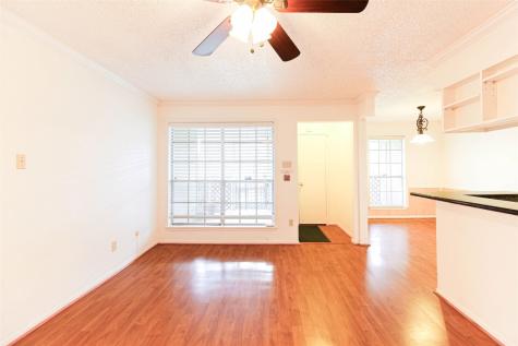 2800 Jeanetta Street 2204 Houston TX 77063