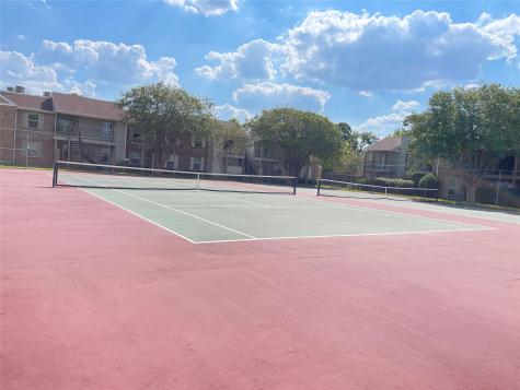 2800 Jeanetta Street 2204 Houston TX 77063