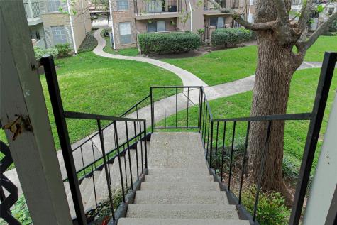 2800 Jeanetta Street 2204 Houston TX 77063