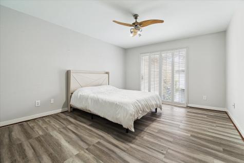 3300 Yorktown Street 13 Houston TX 77056