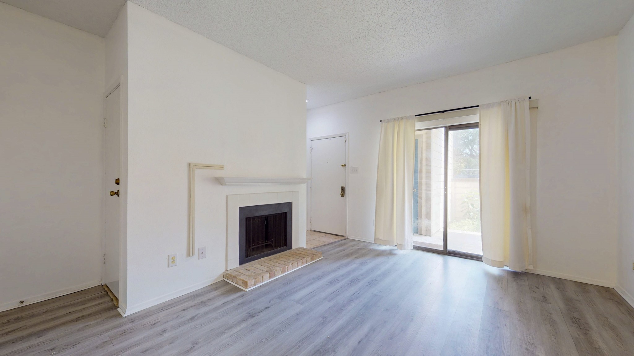 7031 N Holiday Drive Galveston TX 77550
