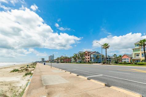 7000 Seawall Boulevard 316 Galveston TX 77551