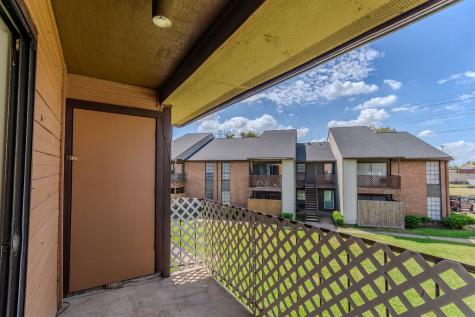 9090 S Braeswood Boulevard 60 Houston TX 77074