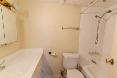 9090 S Braeswood Boulevard 60 Houston TX 77074