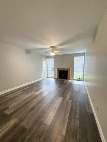 12500 Sandpiper Drive 193 Houston TX 77035