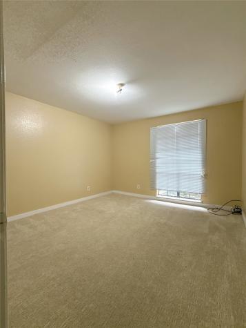 12500 Sandpiper Drive 193 Houston TX 77035